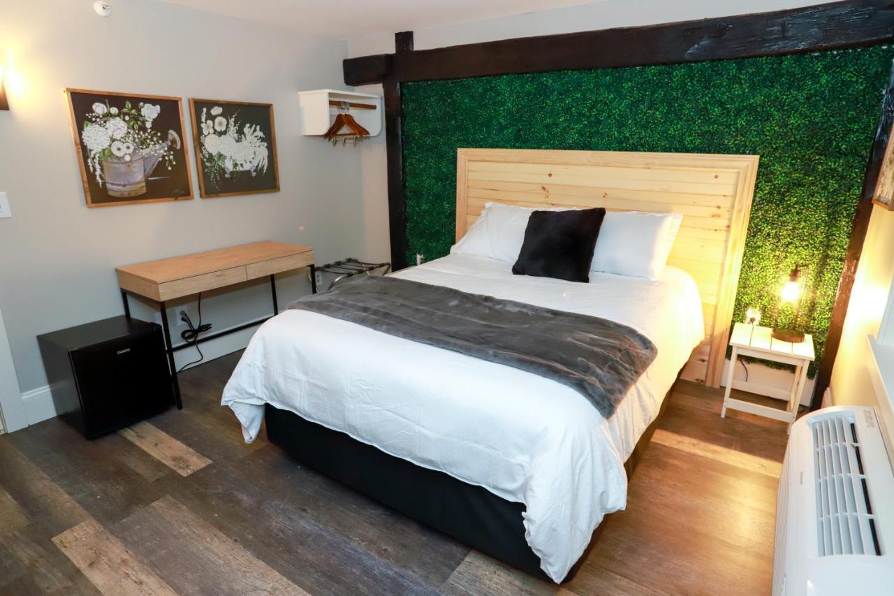 Gunstock Inn&suites 3*