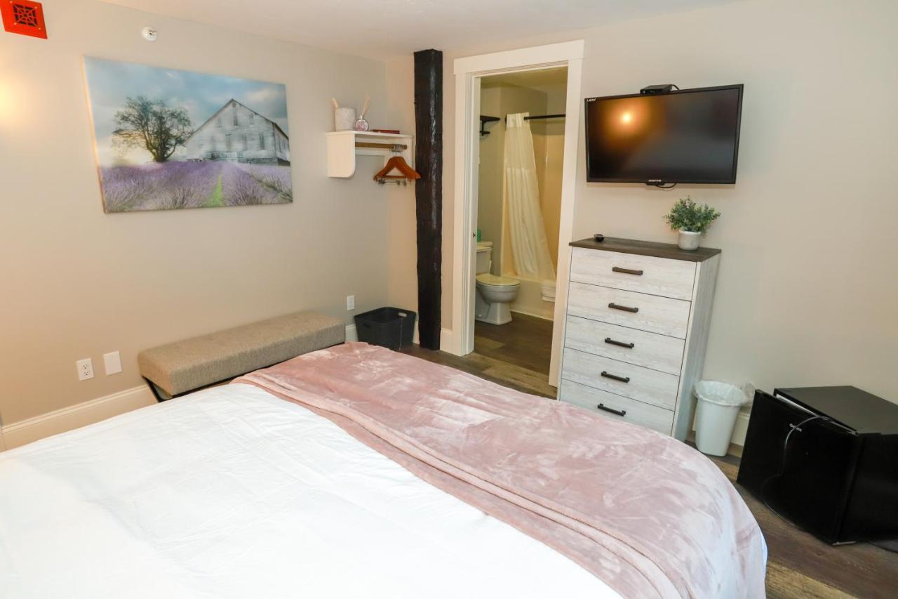 Gunstock Inn&suites Hotel 3*