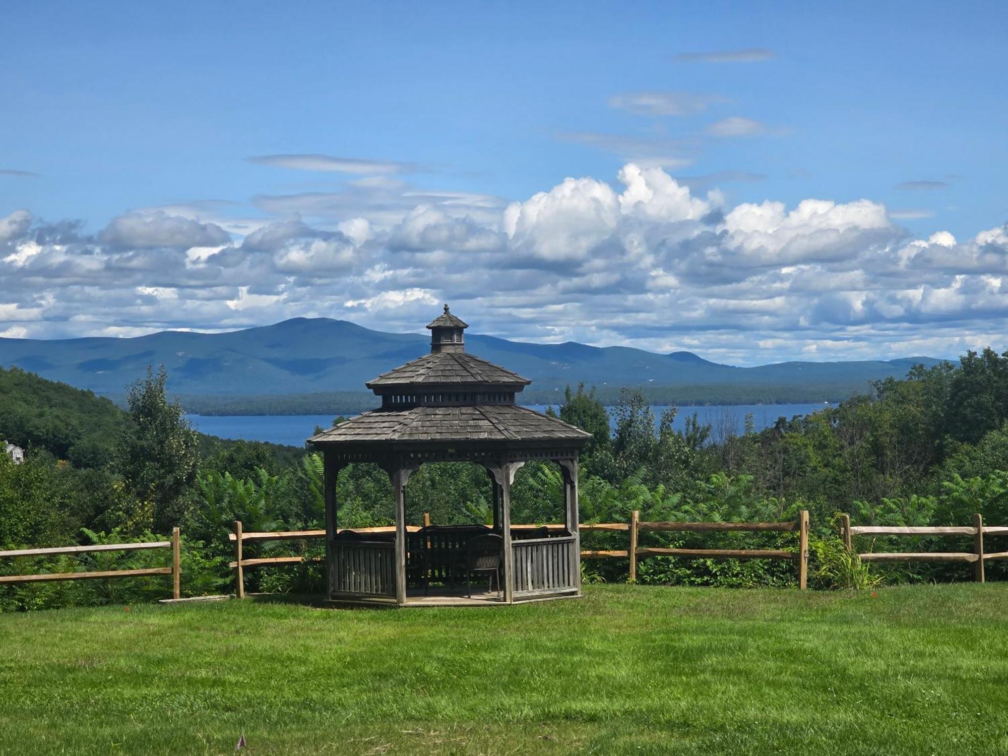 Gunstock Inn&suites 3*